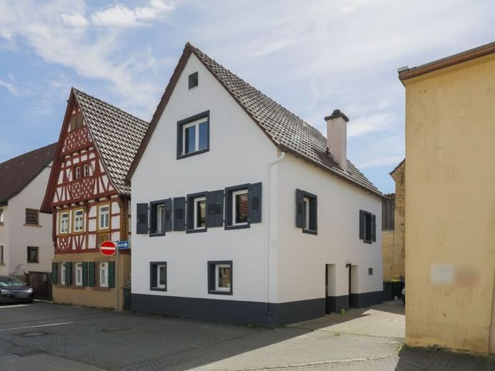 Kapitalanlage gesucht? Hier ist sie. Vermietet & solide – Foto 1