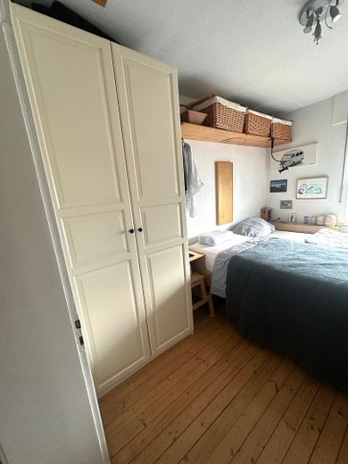 Stylowe mieszkanie na 2. piętrze w centrum miasta do wynajęcia – 2. Schlafzimmer