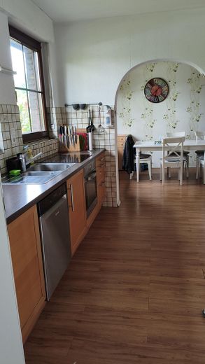 Doppelhaushälfte Einfamilienhaus, ländl. ruhige Lage doch zentral, gesamte Infrastruktur fußläufig – Foto 18