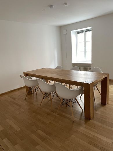 Workspace in Top-Lage: 3 Floors für dein Team im Herzen Münchens – OG 1 Raum 3