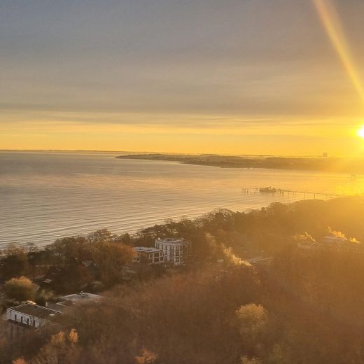 Deniz manzaralı! Plaja ve merkeze yakın, tamamen yenilenmiş üst düzey daire, 75 m², 2 oda – Sonnenuntergang