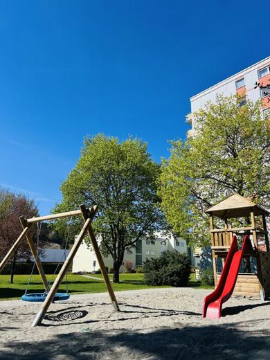 Erstbezug nach Kernsanierung - Moderne 4-Zimmer Wohnung am Fuße des Honbergs – Garten