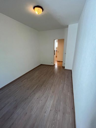 Bad Homburg'da komisyonsuz, ankastre mutfak ve balkon dahil aydınlık 3 odalı daire – sahibinden – Kinderzimmer