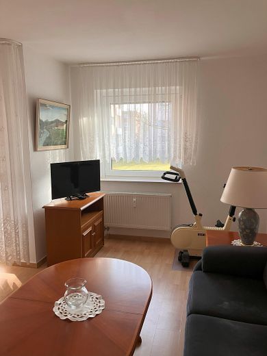 3 Zimmer Erdgeschosswohnung in der Weststadt  Braunschweig – Wohnzimmer