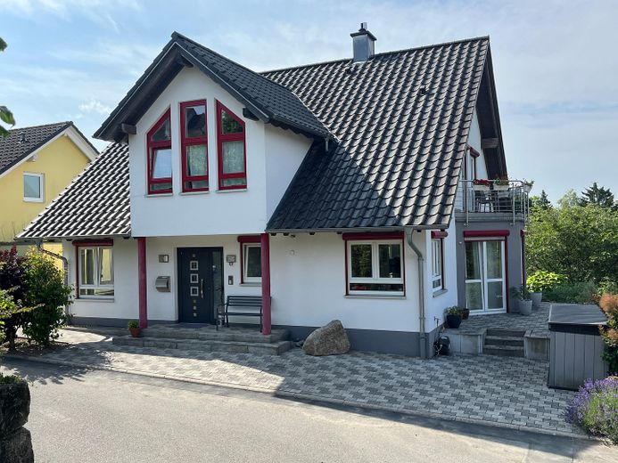 Schön gestalteter Außenbereich