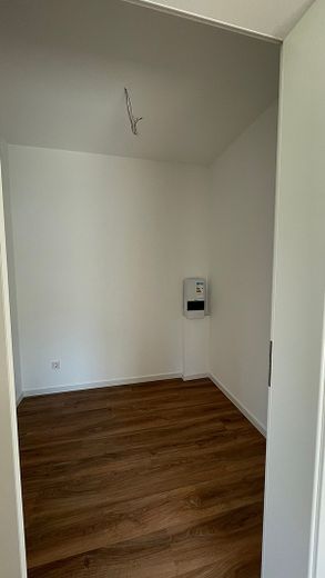 Ruime 6-kamerwoning op de hoge begane grond met twee terrassen in Weinsberg – Foto 10