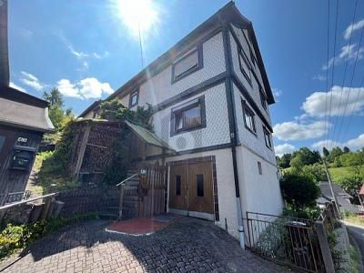 FAMILIENIDYLL MIT SOLARANLAGE  &  GARTENPARADIES – 1753451291_95f447.jpg