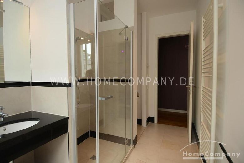 Exklusive, voll möblierte Luxuswohnung am Potsdamer Platz – 8a02d3d918758c943e4c375dc56e0dc6f69750fe.jpg