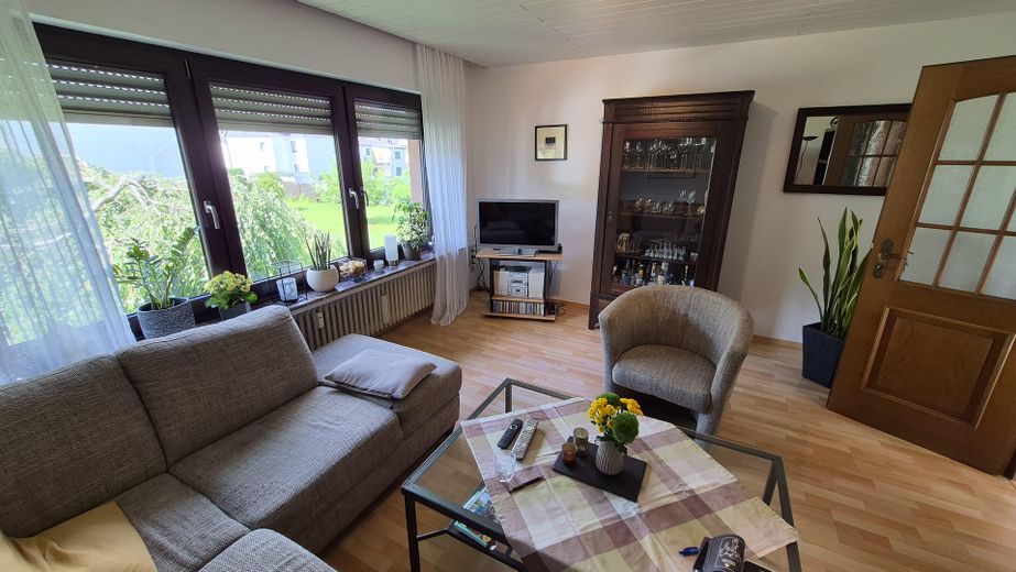 Mietwohnung E05, Hindenburgstr. 23, 51766 Engelskirchen – Wohnzimmer