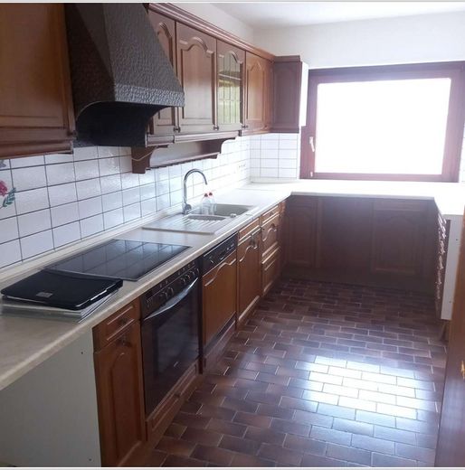 Spacieux appartement de 5 pièces avec jardin dans un emplacement central à Ditzingen – Photo 6