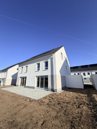 Terasse (Richting Feld/Wald)