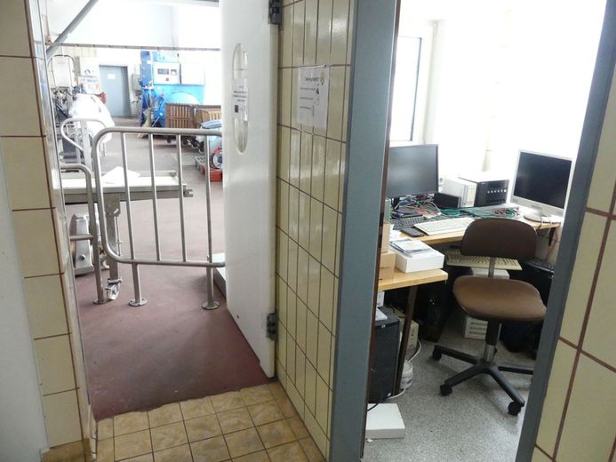 Büro EG ServerR Bhf-911
