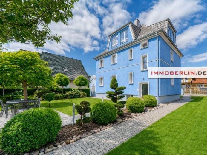 IMMOBERLIN.DE - Freistehend! Sehr gepflegtes Mehrfamilienhaus nahe BER & WISTA – Foto 1