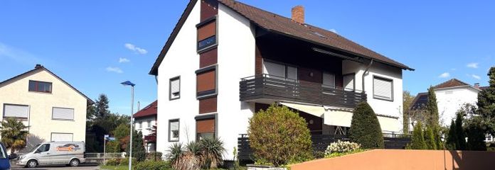 Rohdiamant: 4-Zimmerwohnung mit Balkon