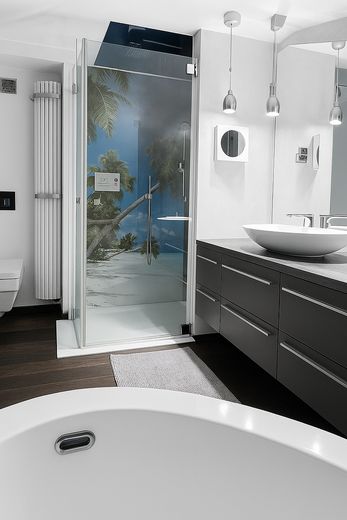 Bad1 Regendusche WC Waschbecke