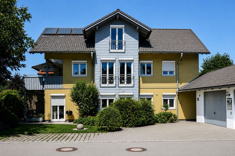Sehr sonniges Holzhaus, KfW60, Isny-Großholzleute, EG barrierefrei, – Süd-Ost Ansicht