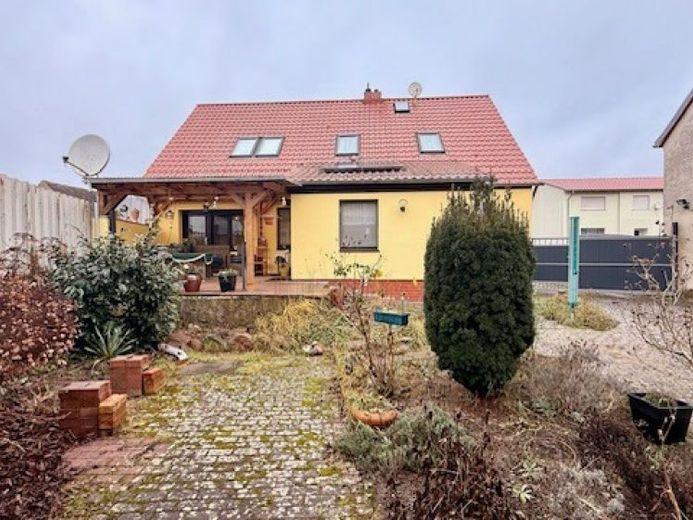 *** Ehemaliges Bauernhaus mit Scheune Hof und Garten *** – Foto 1