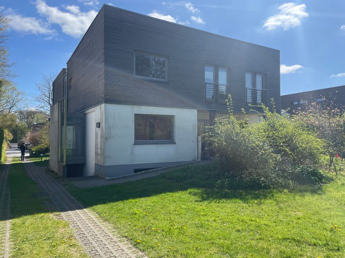 Großzügiges Grundstück in attraktiver Grünlage mit Altbestand zum Verwirklichen – Foto 6