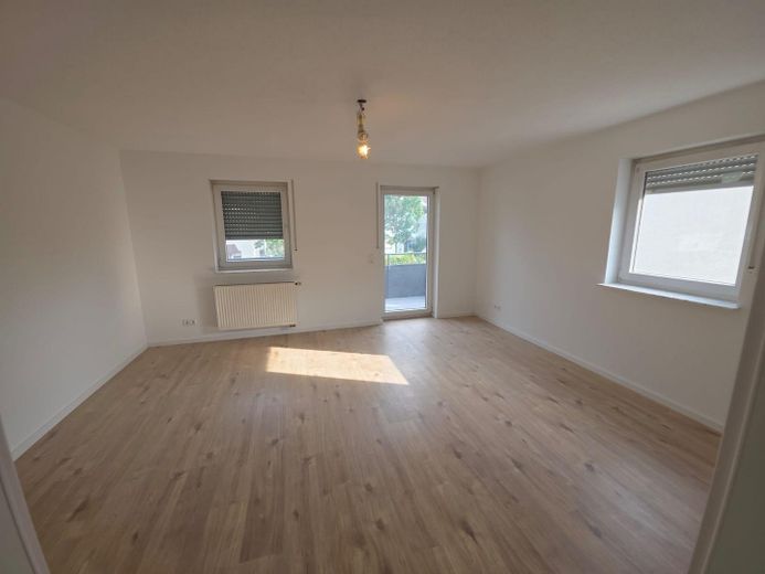 Hochwertig saniertes Reihenendhaus in attraktiver Lage von Bad Friedrichshall – Zimmer 1 OG 