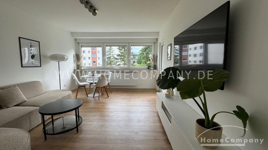 Appartamento di 3 locali, arredato, 1° piano, con balcone rivolto a sud; appartamento appena allestito e completamente ristrutturato, posto auto privato davanti alla casa. – 1e61e80aa89017c148560274e72a76f55e8cf4e5.jpg