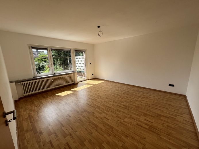 Einfamilienhaus ( DHH ) in 31174 Schellerten- ohne Provision - – Foto 8