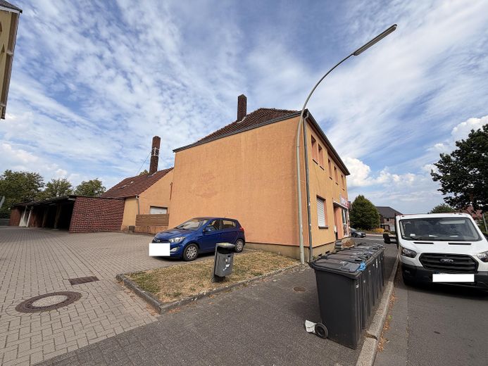 Wohn- und Geschäftshaus mit Ladenfläche, Nebengebäude, Garagen&Ausbaupotenzial in Nordkirchen-VHB – Hausrückseite