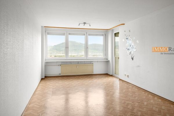 IMMORath.de - Zentrale 3-Zimmer-Wohnung mit großem Balkon