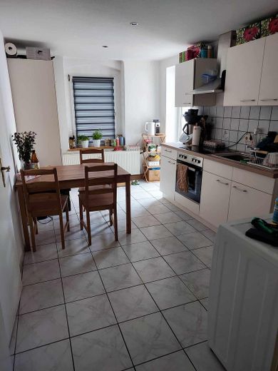 Küche mit Essbereich