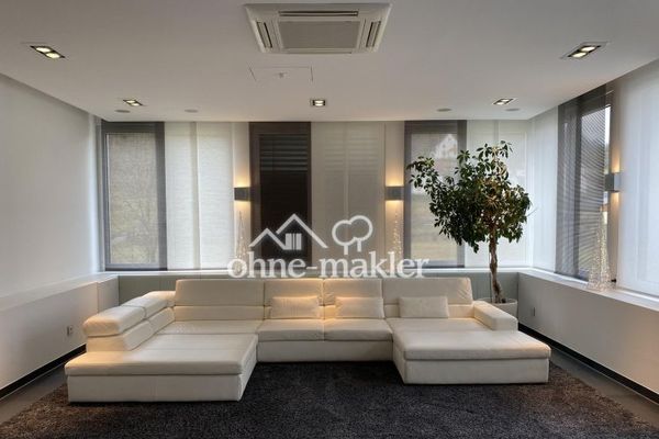 Esclusivo appartamento di 6 locali, 304 mq/KB/Garage/Terrazza/Giardino