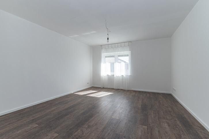 Moderne Villa / als Doppelthaushälfte mit 5 Zim. in Hamburg Nähe – Foto 9