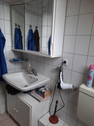 Casa unifamiliare con possibilità di appartamento indipendente/alloggio multigenerazionale su terreno spazioso - senza provvigione – OG WC 2