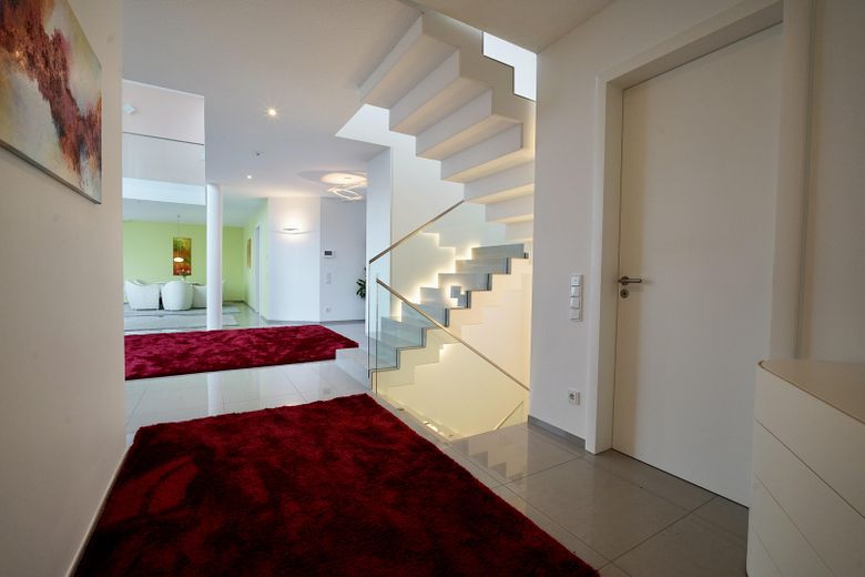 Luftige Bauhausvilla – EG