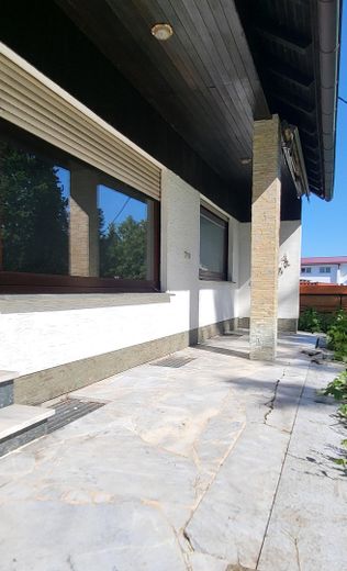 Architektenhaus in ausergewöhnlicher Alleinlage – Außenansicht 11