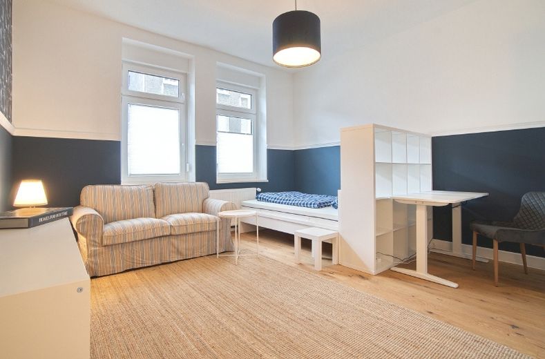 First-time occupancy after renovation: extremely appealingly designed and furnished apartment with loggia overlooking garden – 18c1ee9f7820d1114f12db46a48814c7d279405a.jpg