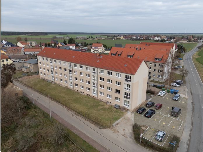Parkplätze und Umgebung
