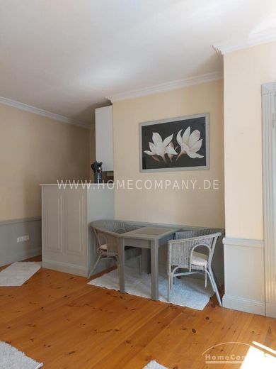 Traumhafte, neu renovierte 2-Zimmer-Wohnung in historischem Lübecker Alstadthaus – e19a1448bd80f736fd48a5cf717ca3be872ee329.jpg