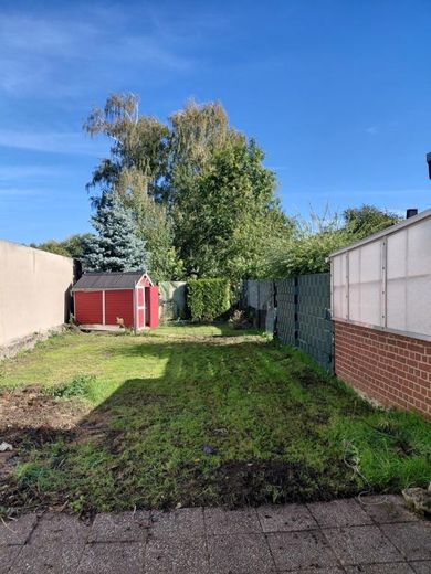 Dom jednorodzinny w centrum Giesenkirchen z tarasem i dużym ogrodem – Garten