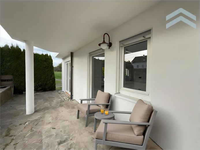 Terrasse - virtuell möbliert