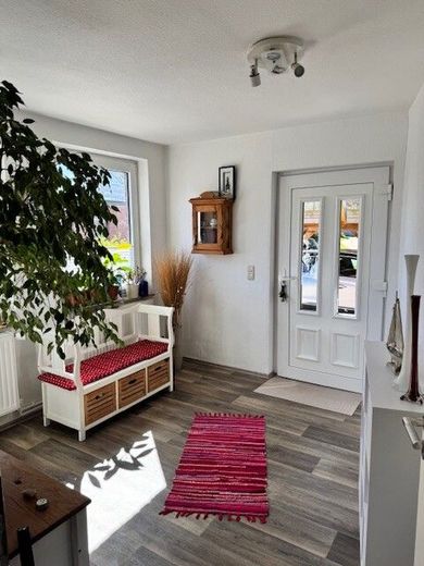 Doppelhaushälfte mit Einliegerwohnung zum Kauf – Eingangsbereich