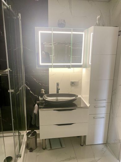 Design Maisonette-Wohnung ,sehr edel modern provisionsfrei ! – Foto 18