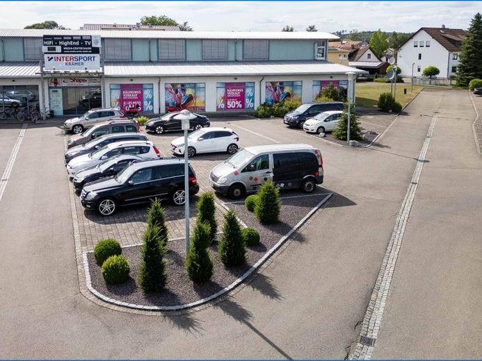 Große Gewerbefläche für Einzelhandel oder Handelskette im Geschäftszentrum Salem-Bahnhofstraße – Foto 1