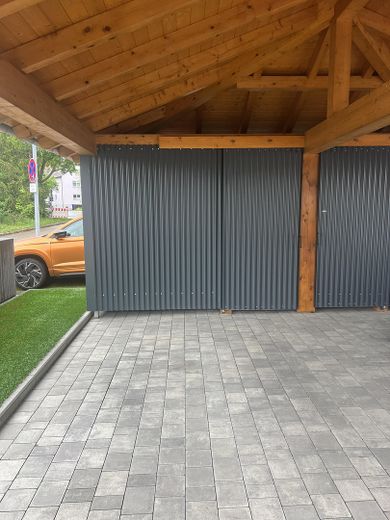 Spacious 5-room maisonette apartment in Neuburg an der Donau – Carportstellplatz