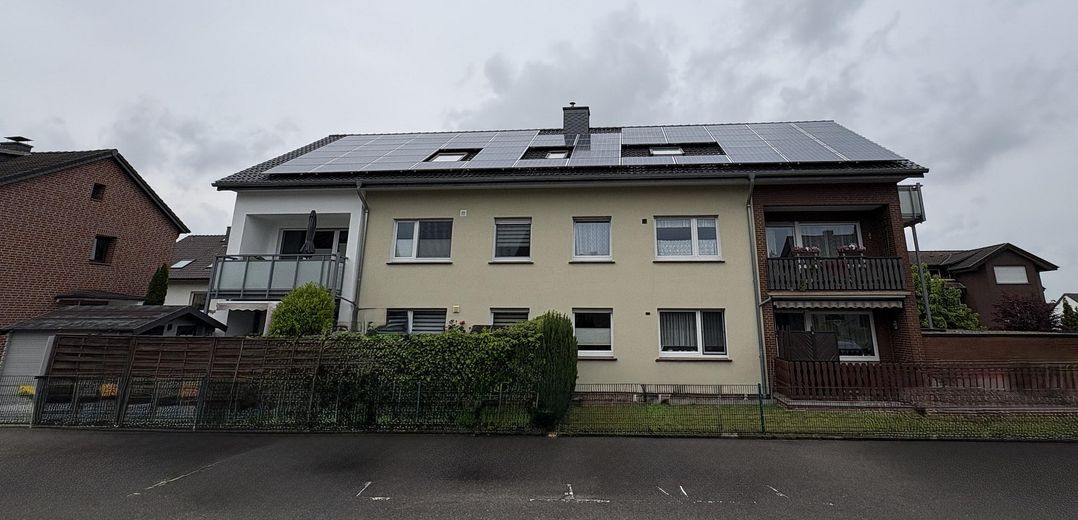 Hausansicht (Straßenansicht)