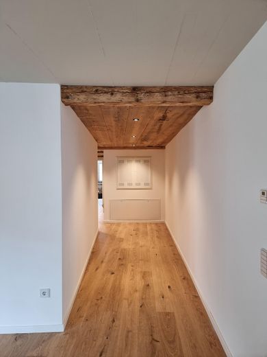 Particolare appartamento penthouse di 5 locali con balcone nel centro storico di Bad Tölz – Flur