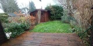 Garten mit Gerätehaus