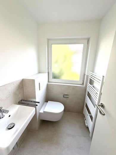 Po prostu się wprowadź – wyremontowane 4-pokojowe mieszkanie z balkonem od strony zachodniej – WC
