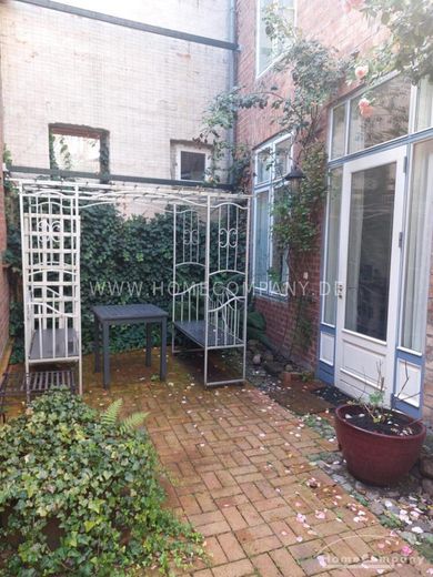 Traumhafte, neu renovierte 2-Zimmer-Wohnung in historischem Lübecker Altstadthaus – 7af490a7bf8416ff93fbb5a77e9f92d91f9902bf.jpg