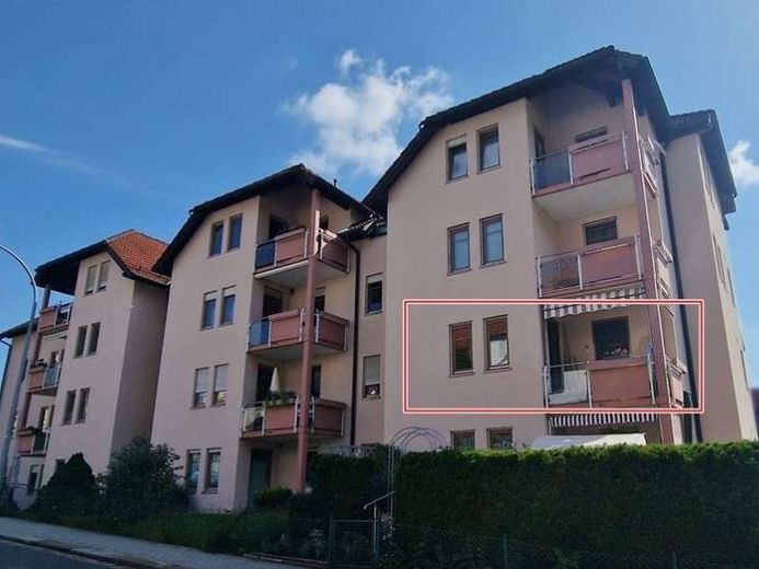 Für Kapitalanleger und Eigennutzer - gepflegte 2-Raum-Wohnung mit Balkon in Waldheim zum Verkauf – Foto 1