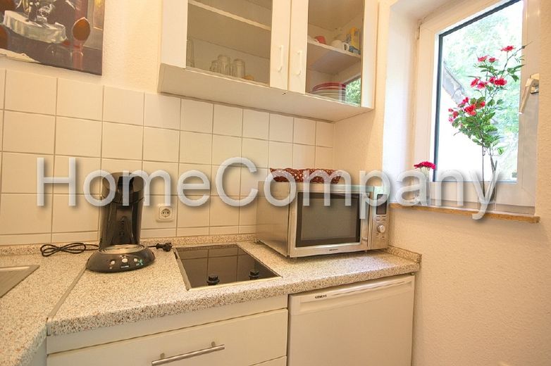 Helle und schön möblierte Wohnung in Citynähe mit Internetzugang, Laufweite zum Bergmannsheil- Krankenhaus – 59310e6e6ef698142e025eb2a02f229721788ed1.jpg