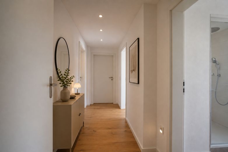 Piso de 2 habitaciones reformado con alta calidad | 47,5 m² | cocina nueva | sin comisión – Flur möbliert